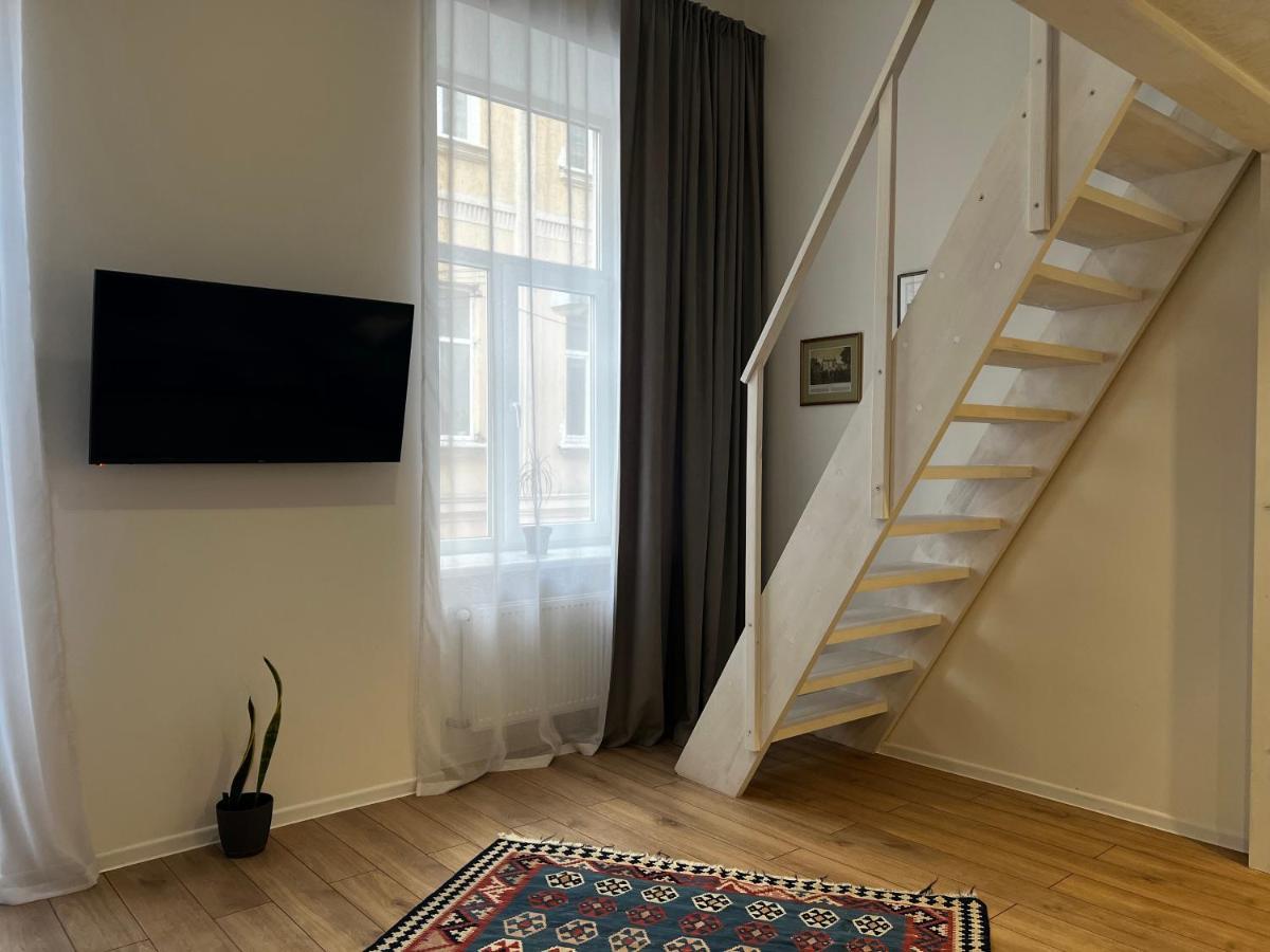 Apartment Lesya Kurbasa Львов Экстерьер фото