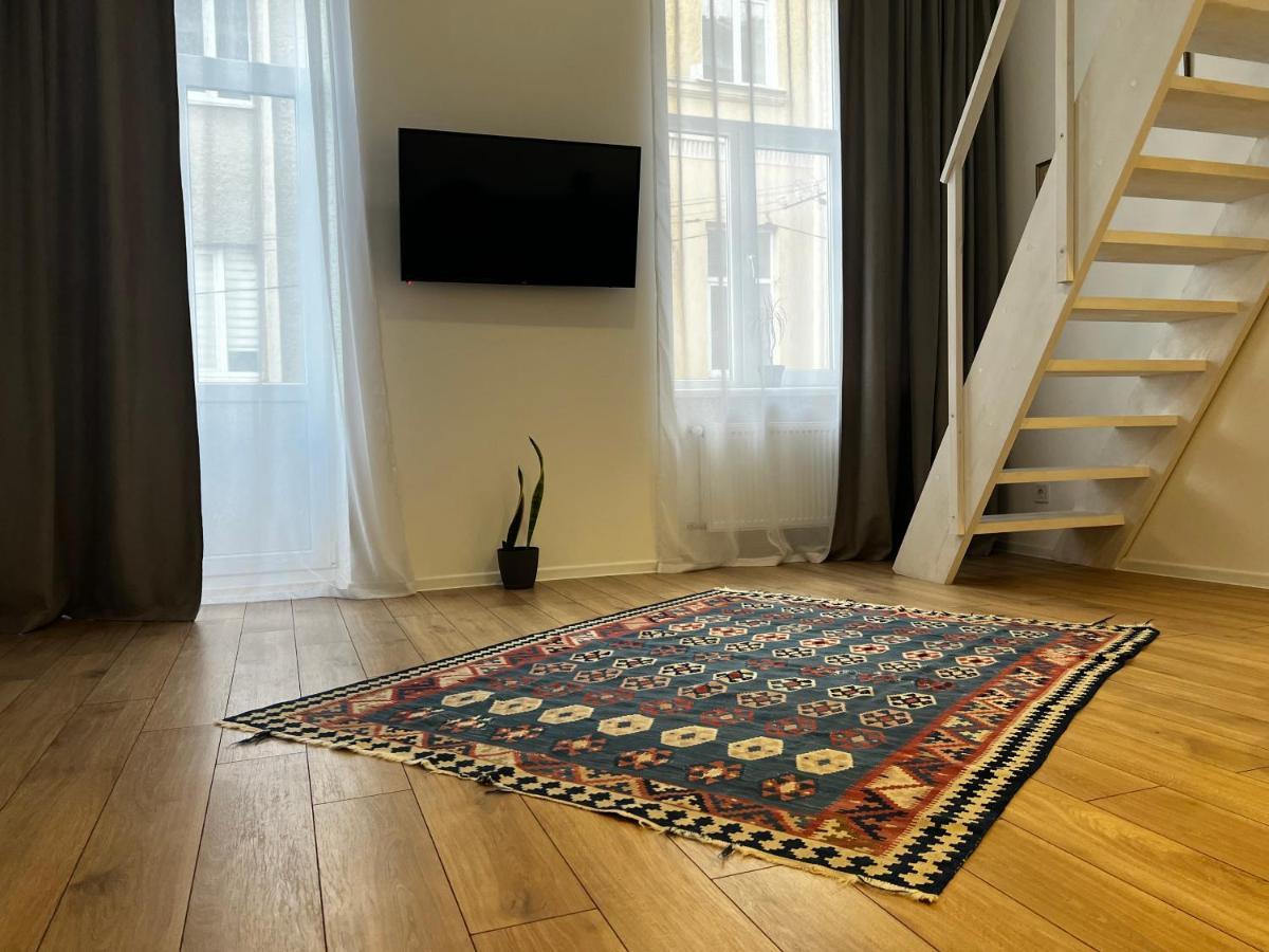 Apartment Lesya Kurbasa Львов Экстерьер фото